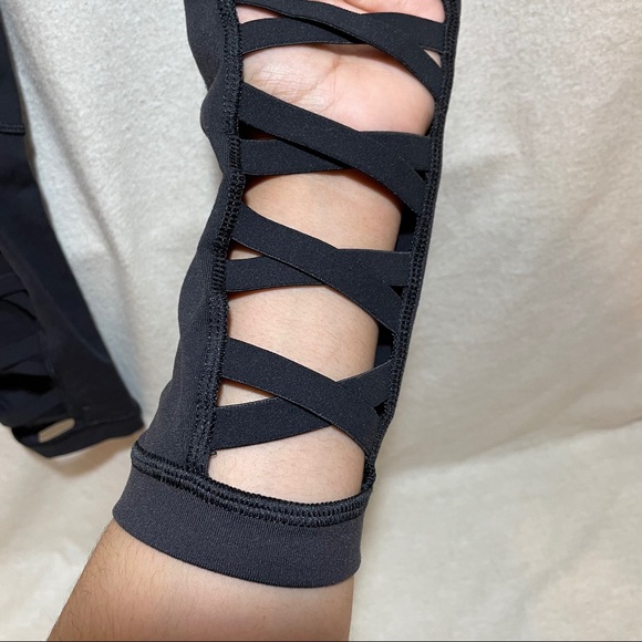 Caila Women’s Black Legging High Rise Crop Size S - Picture 5 of 10